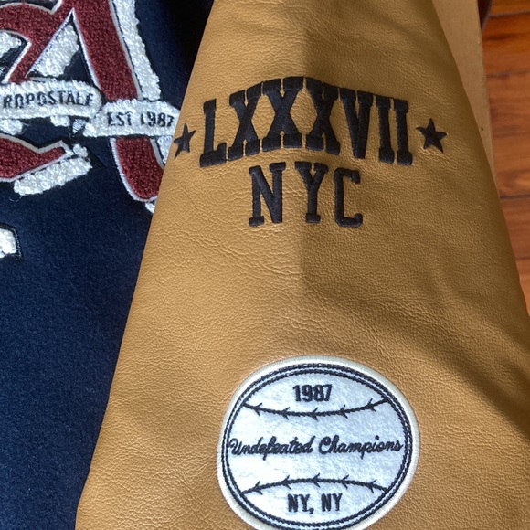 Aeropostale varsity jacket XL. Brand new with tags. - Picture 4 of 5